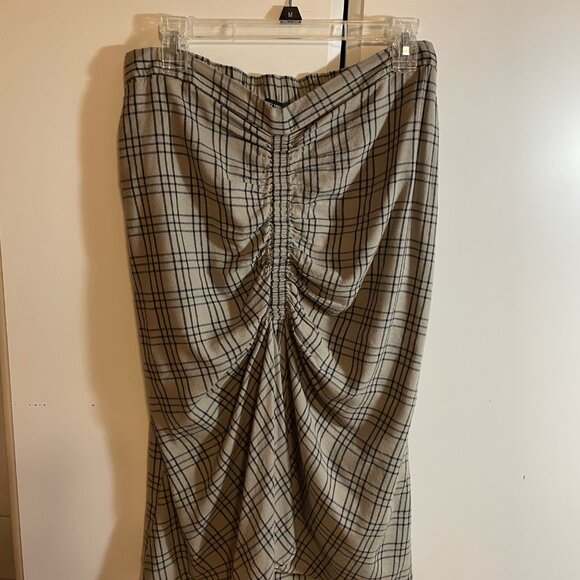 Vera Wang Rouched Midi Fit Skirt (L) - Picture 3 of 11